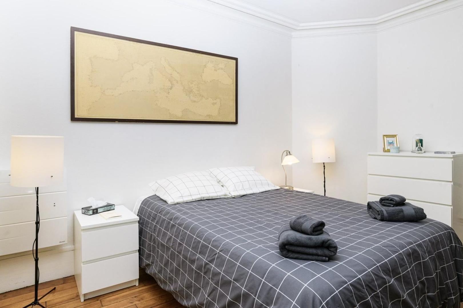 パリBright 2Br - Butte Montmartre | By Airnestアパートメント エクステリア 写真